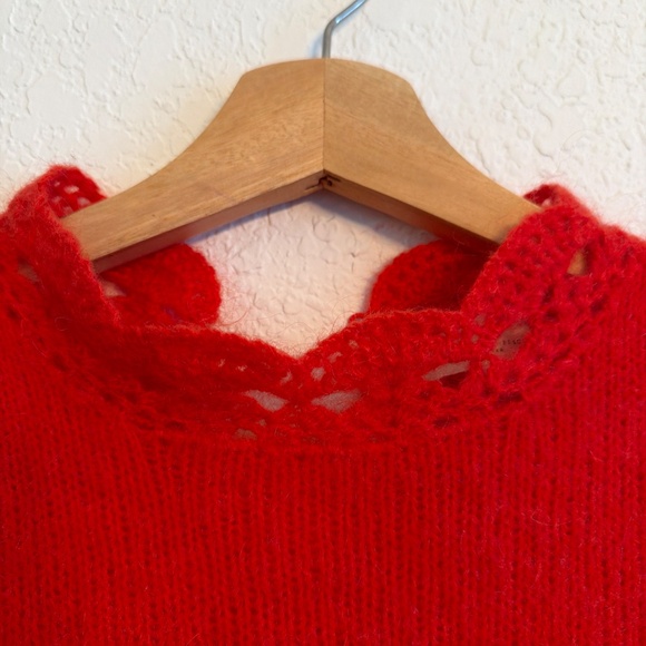Sezane Red sweater with delicate embroidery neckline - Picture 4 of 8